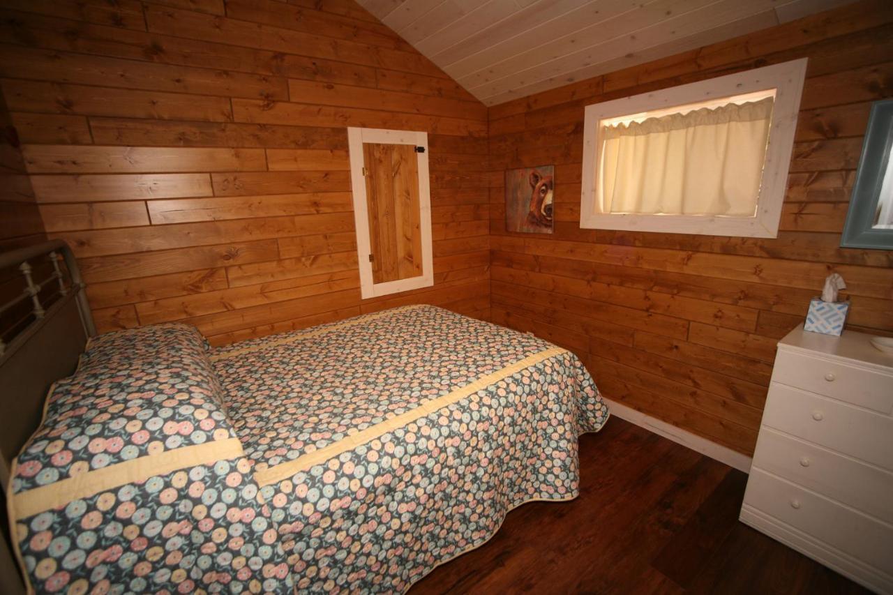 Deerwood Resort - Whippoorwill Cabin Land O'Lakes Dış mekan fotoğraf